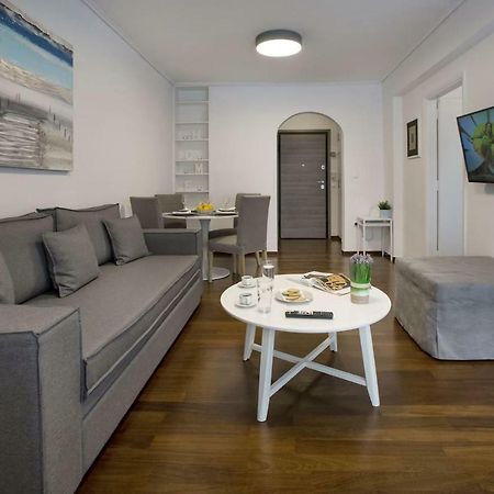 Charming Apartment Few Steps From Acropolis By Ghh เอเธนส์ ภายนอก รูปภาพ