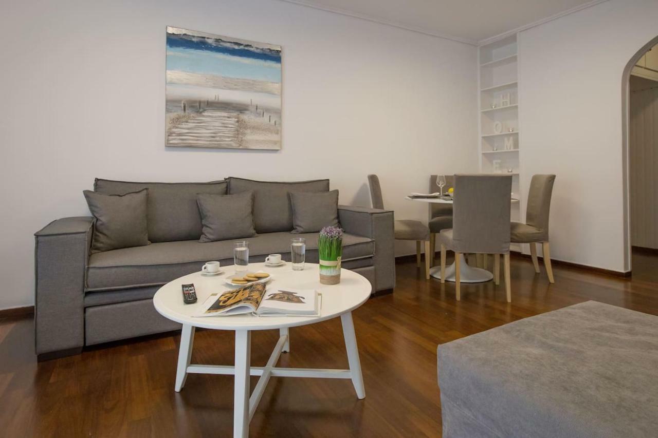Charming Apartment Few Steps From Acropolis By Ghh เอเธนส์ ภายนอก รูปภาพ