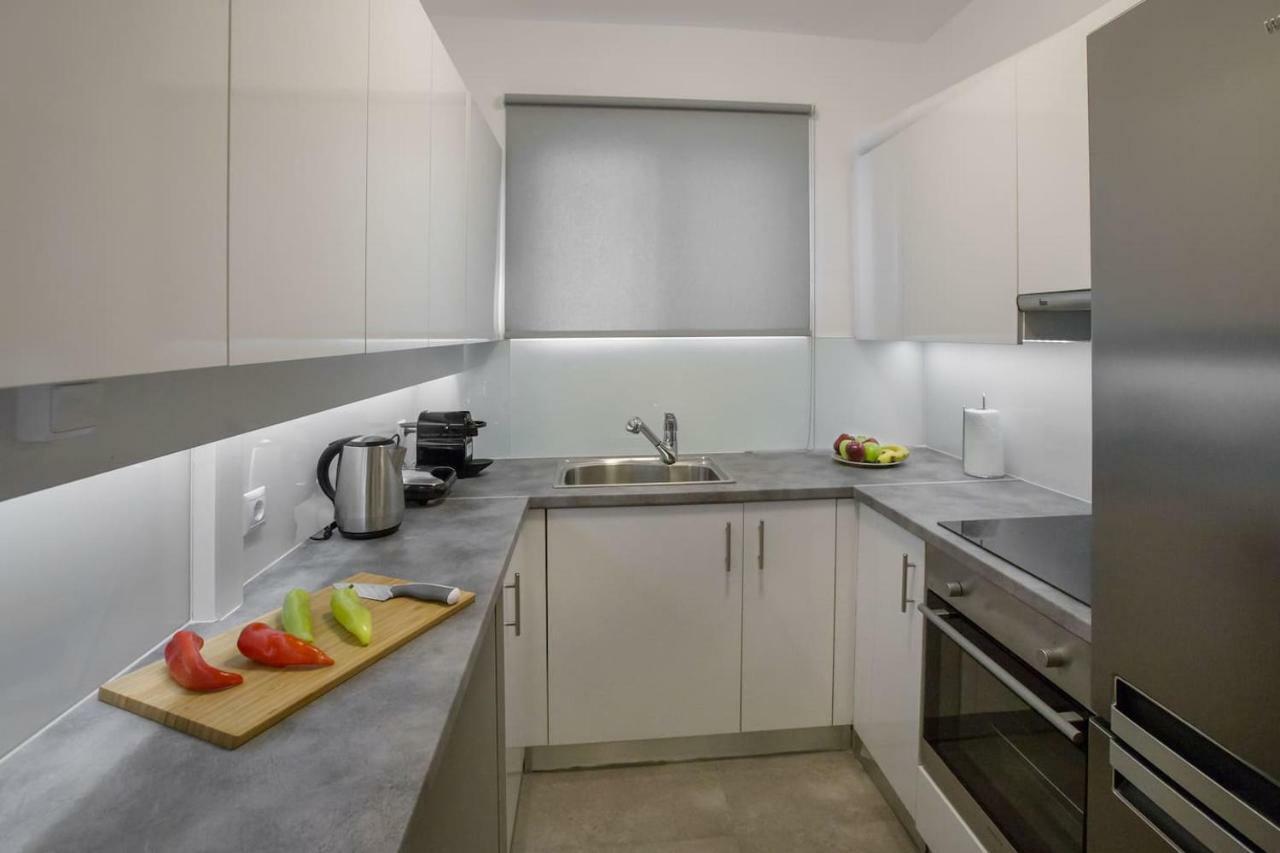 Charming Apartment Few Steps From Acropolis By Ghh เอเธนส์ ภายนอก รูปภาพ